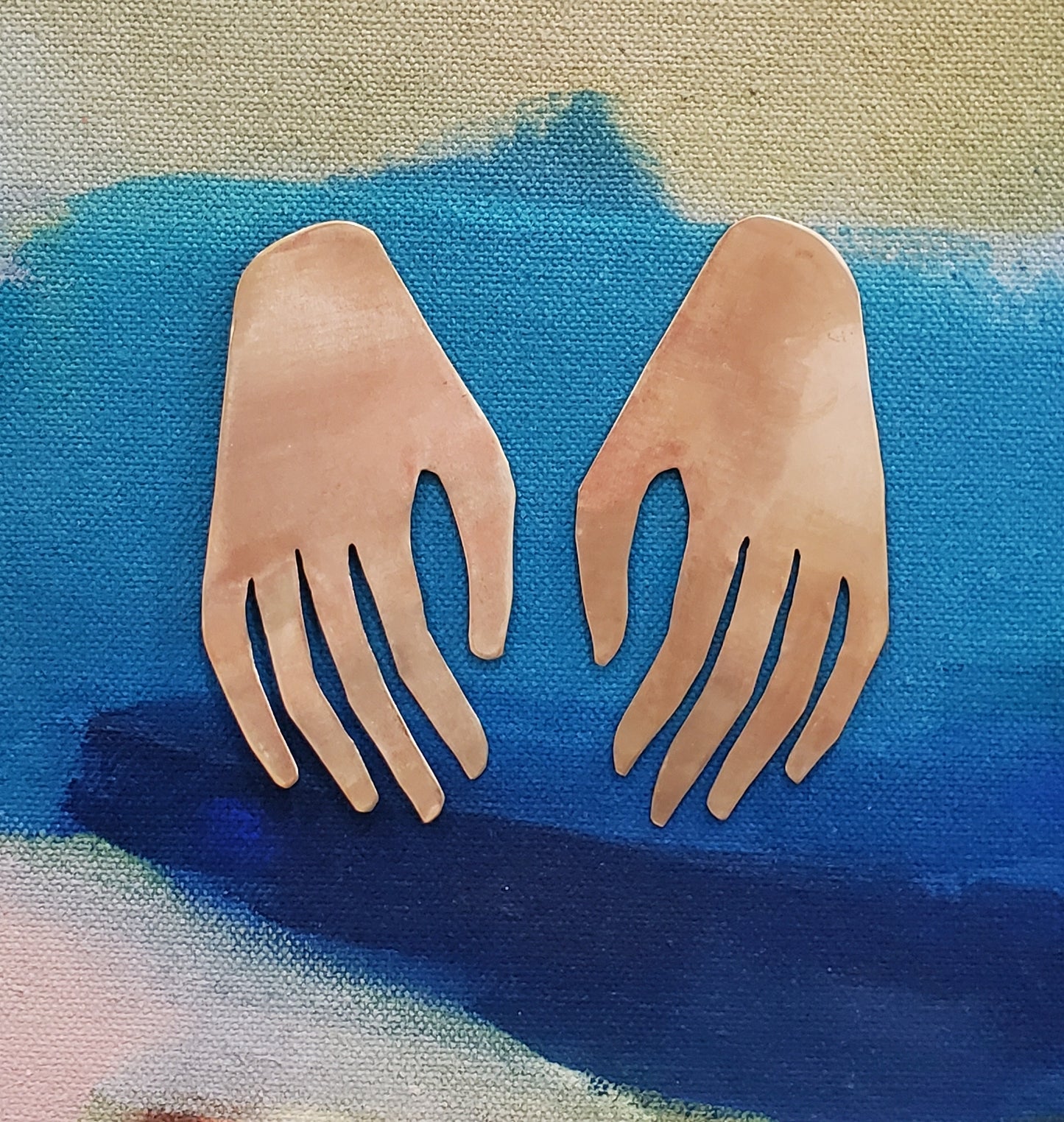 BRASS HANDS EARRINGS